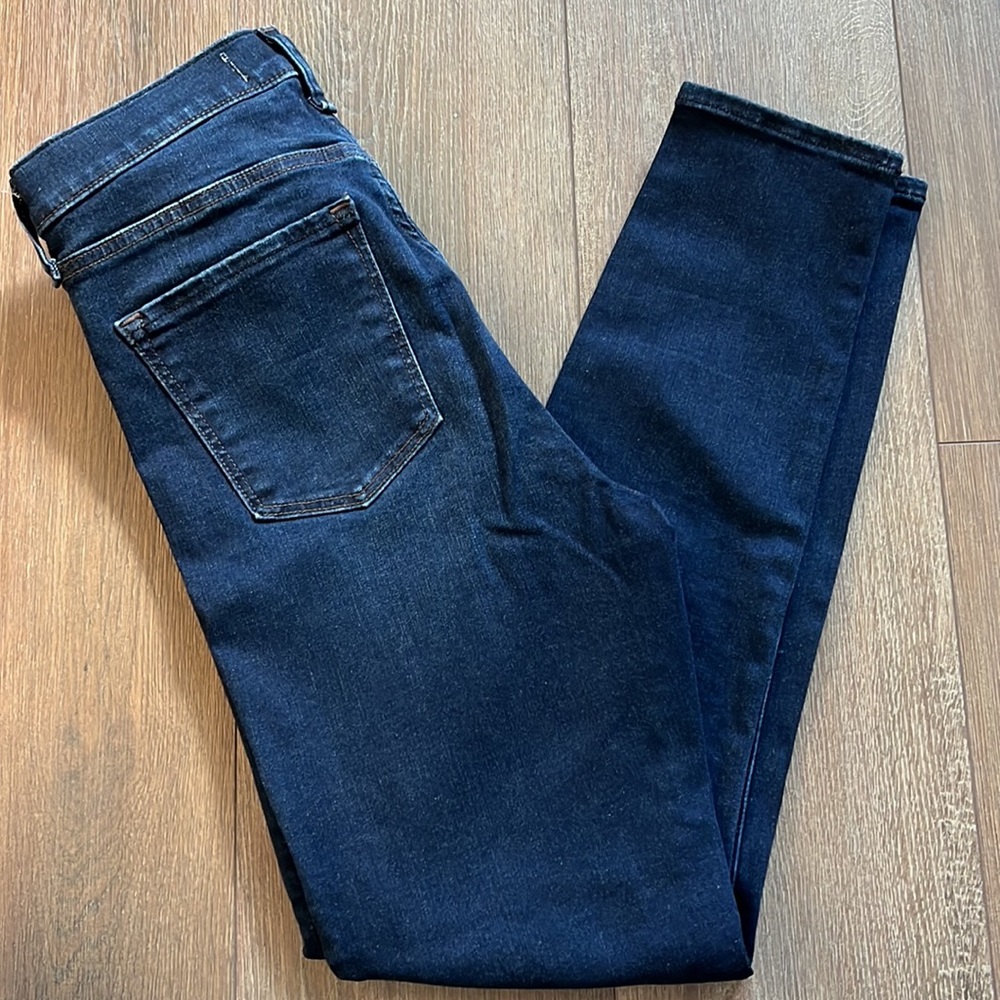 A&F Skinny Jeans - Picture 3 of 4